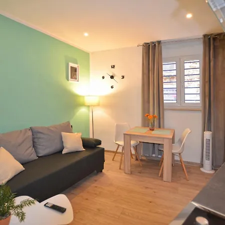 Apartment Old Town Indigo